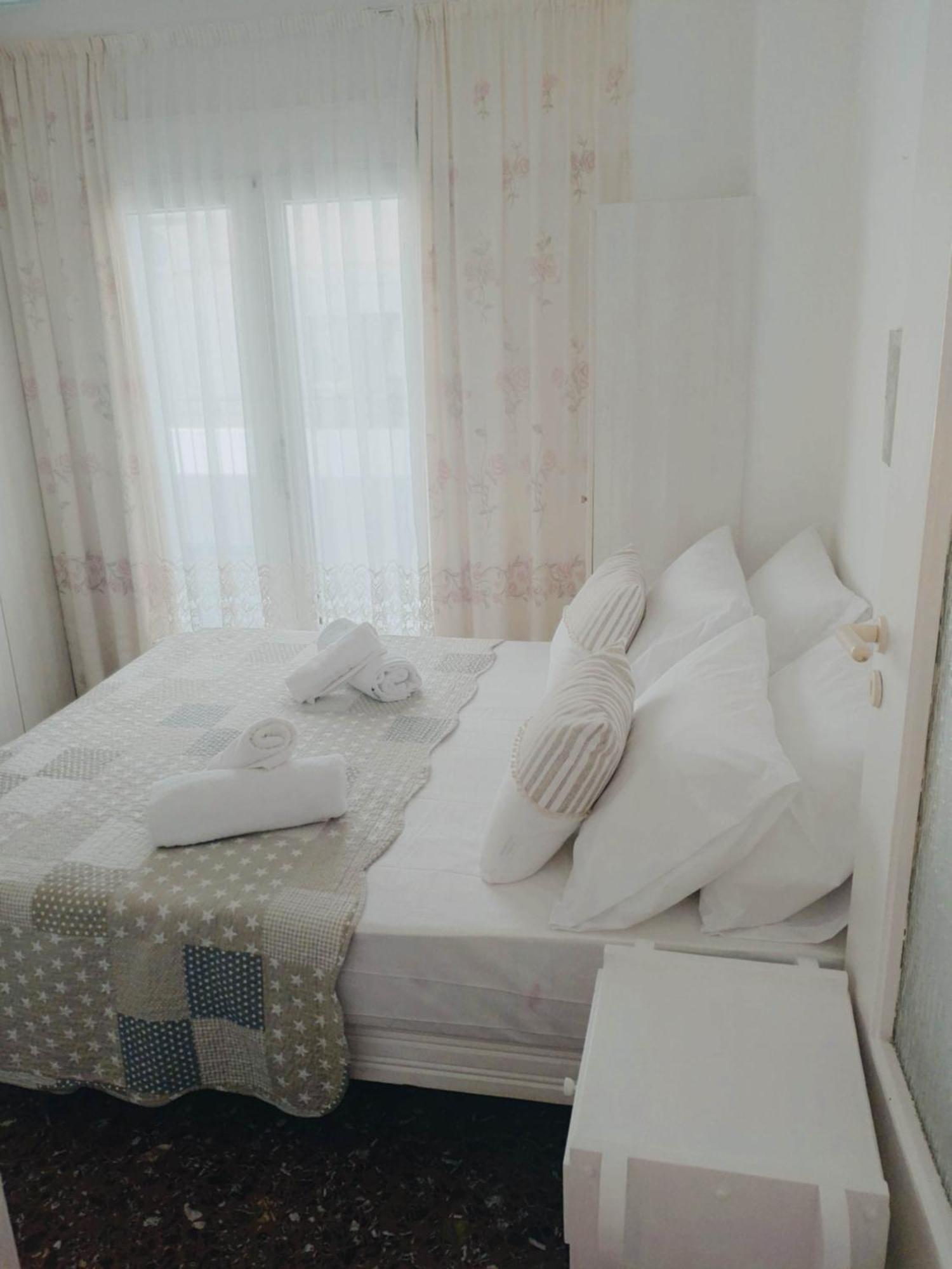 Sunny Central New Classic House Ираклион Экстерьер фото